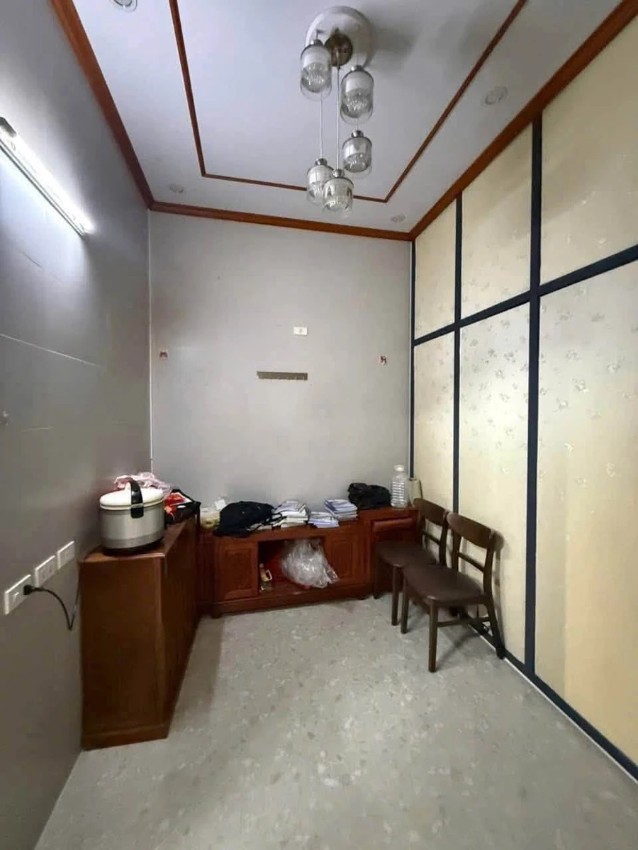Bán nhà cấp 4 Đông Vĩnh 77,9m² giá 1tỷ8 - Ảnh thu nhỏ 3