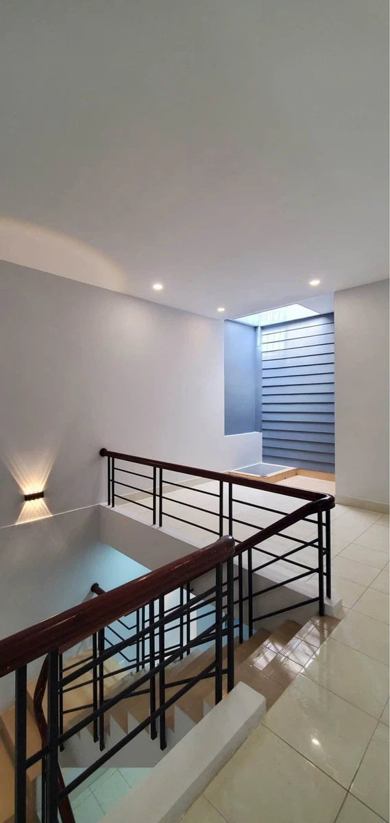Bán nhà mới 1 trệt 1 lầu 173m² Phan Văn Trị Phan Thiết - Ảnh thu nhỏ 3