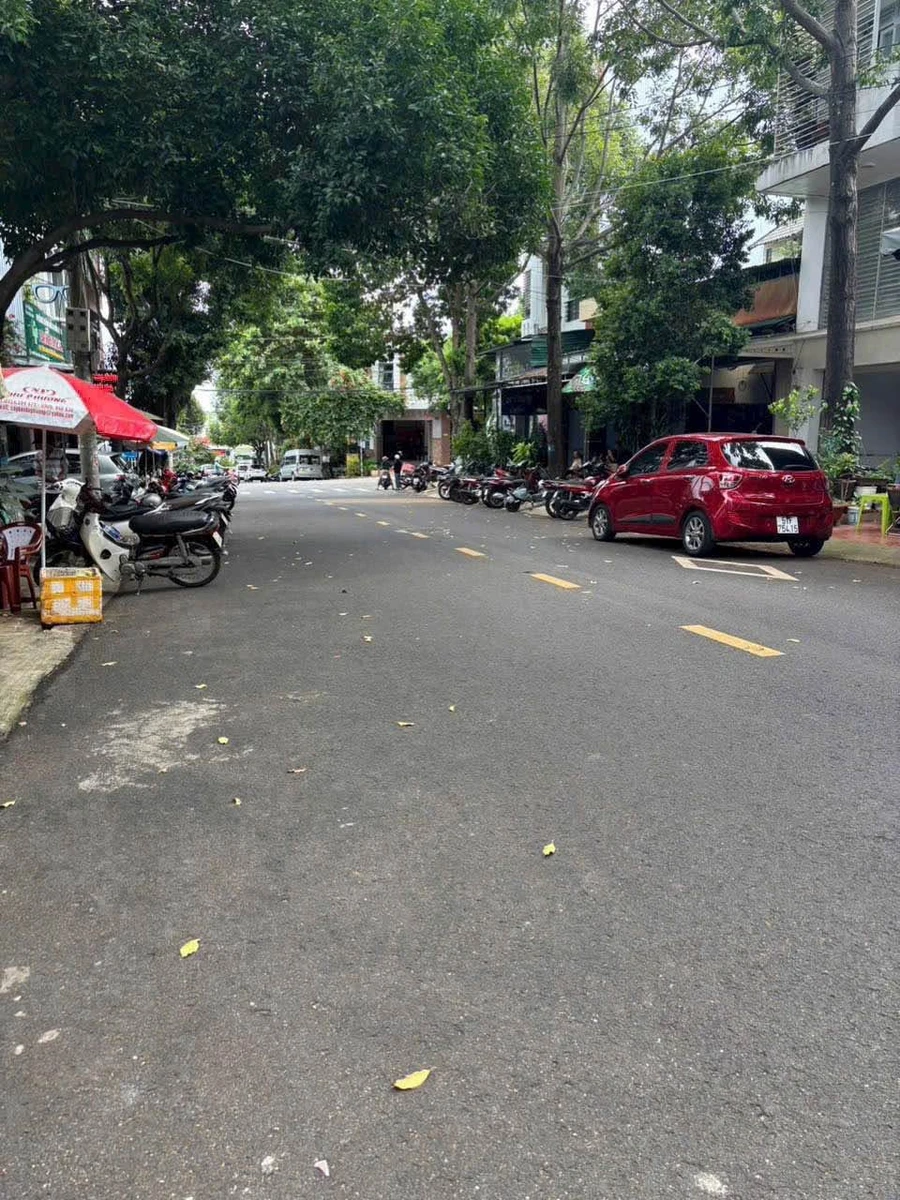 Nhà mặt tiền Nguyễn Bỉnh Khiêm, 4PN, 189m², 8,2 tỷ - Ảnh thu nhỏ 2