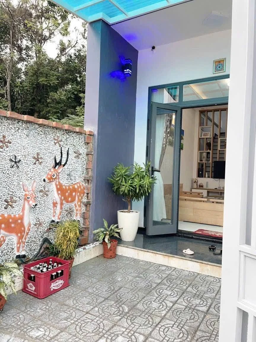 Bán nhà 2 tầng 118m2 đường Hoài Thanh, phường Thủy Xuân, TP Huế, full nội thất - Ảnh thu nhỏ 2