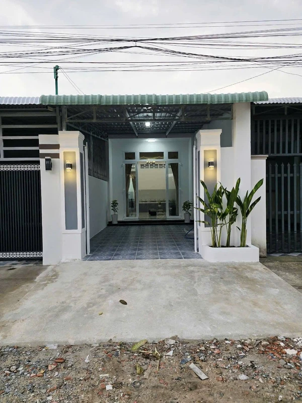 Bán nhà liền kề 3PN Long Hoa, Tây Ninh 1,19 tỷ