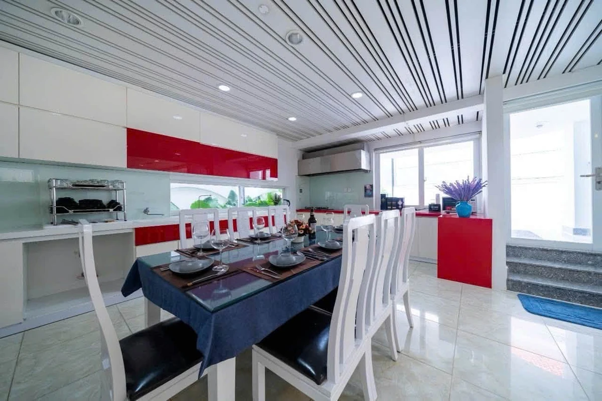 Bán biệt thự Thảo Điền 580m² có hồ bơi riêng 70 tỷ - Ảnh 1