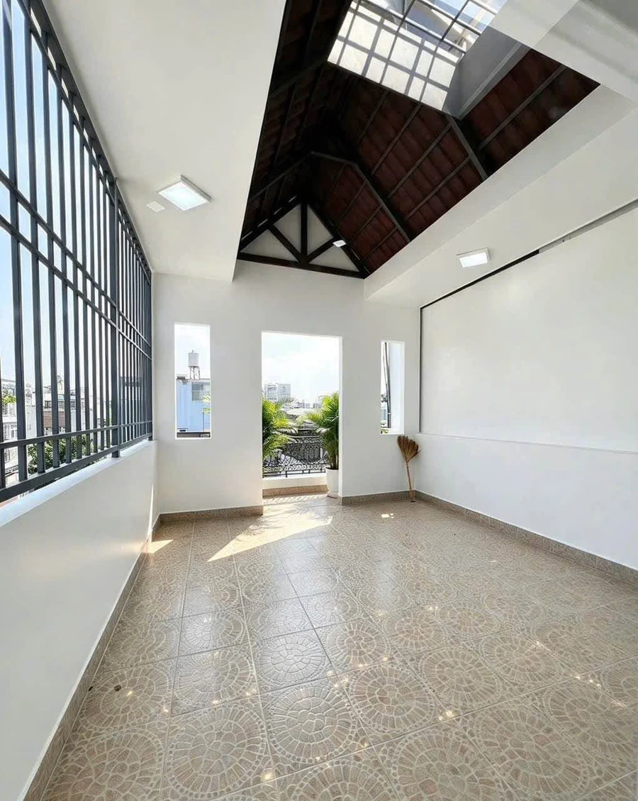 Bán nhà phố 4x13m (51m²) 4 tầng BTCT gần Quận 10 - 10.5 tỷ - Ảnh thu nhỏ 5