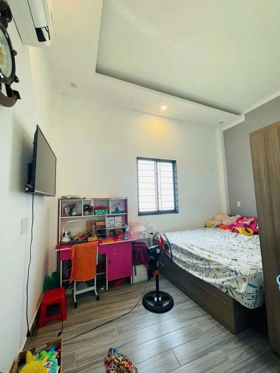 Bán nhà 1 trệt 2 lầu 180m² giá 4,6 tỷ Hiệp Hòa - Ảnh thu nhỏ 4