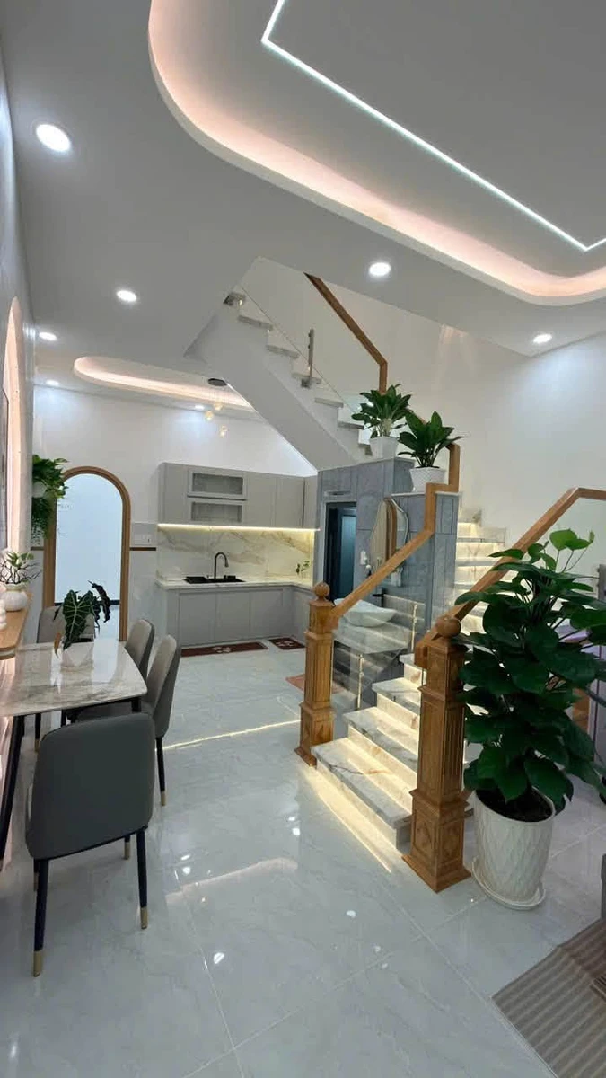 Bán nhà 2 tầng hẻm xe hơi Gò Xoài, Bình Tân, 4x12m, 3PN, giá hơn 5 tỷ - Ảnh thu nhỏ 3