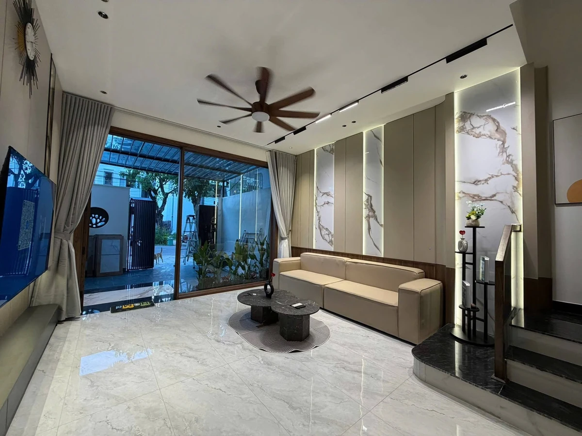Bán nhà 3 tầng 3 PN, 220m², Nguyễn Sắc Kim Hòa Xuân, Đà Nẵng - Ảnh thu nhỏ 2