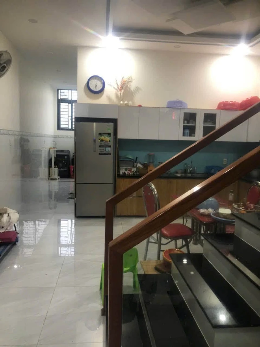 Bán nhà lầu mặt tiền Hoàng Văn Thụ Lagi 108m² giá 3 tỷ - Ảnh thu nhỏ 2