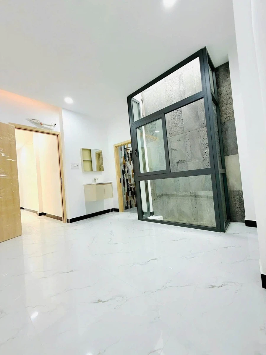 Bán nhà mới 2 tầng Nguyễn Duy, Phường 2, Quận 8, 67.9m², 3PN, giá 5.35 tỷ - Ảnh thu nhỏ 3