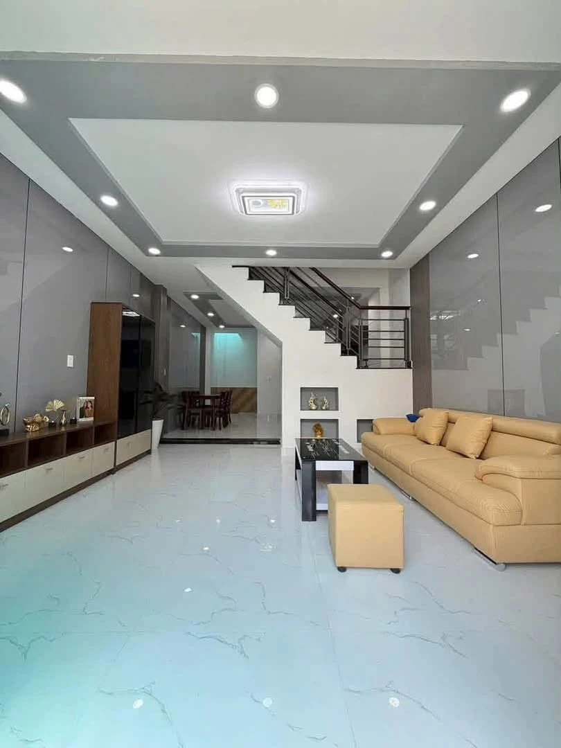 Bán nhà phố Lạch Tray 60m², giá 3 tỷ - Ảnh 1