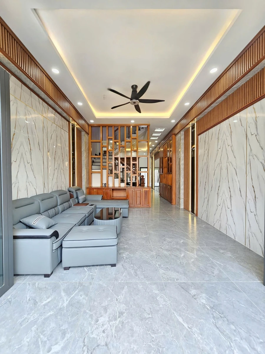 Bán nhà hoàn công 125m2, 3 PN, 4 WC, sân trước sau, Dĩ An, 7 tỷ - Ảnh thu nhỏ 4
