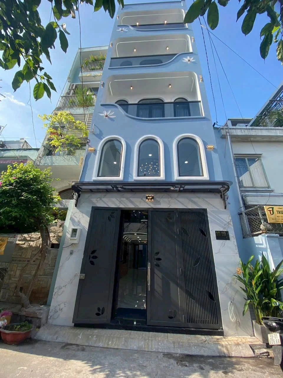 Bán nhà 5PN 6WC có thang máy Văn Cao, Tân Phú, 79.9m² - Ảnh 1