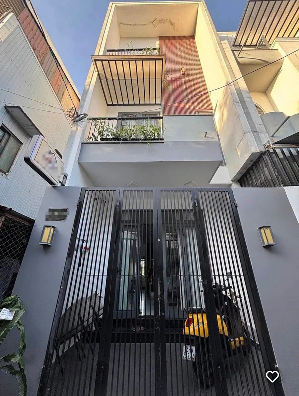 Bán nhà 3 tầng 120m2 kinh doanh homestay Điện Biên Phủ Huế