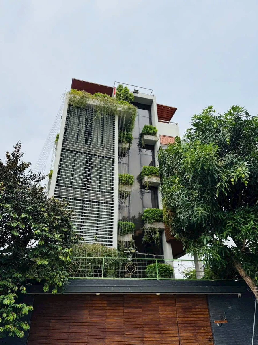 Bán biệt thự 650m2 Quận 7 giáp Phú Mỹ Hưng - Ảnh 1