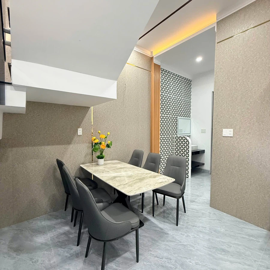 Bán nhà tân cổ điển 3PN 90m² hẻm Lý Chính Thắng Pleiku - Ảnh thu nhỏ 5