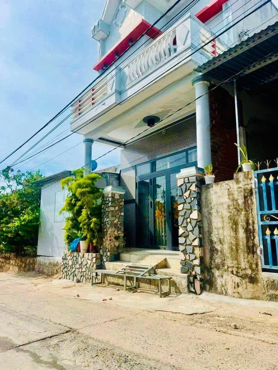 Bán nhà 2 mê Chí Thạnh 77m2 giá 1,2 tỷ - Ảnh 1