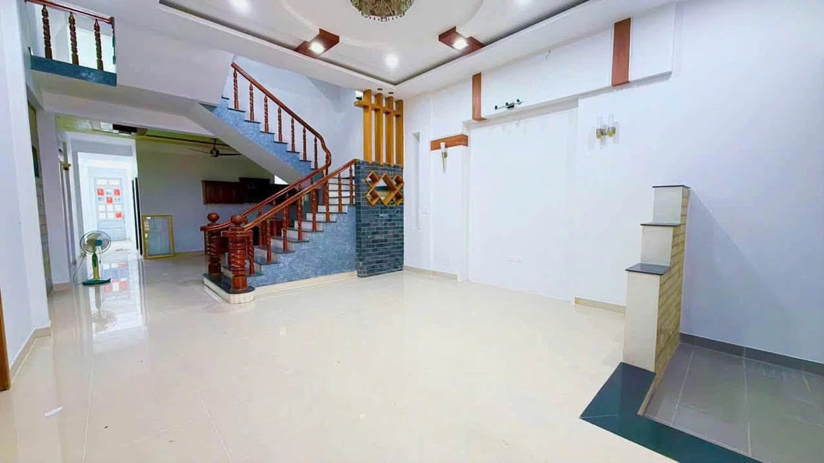 Bán nhà 1 trệt 1 lầu 192m2 Lý Văn Sâm Quận 12 - Ảnh thu nhỏ 3