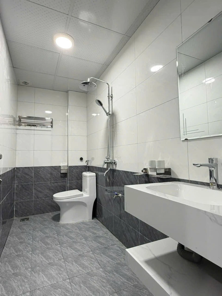 Bán nhà 3 tầng 51m² ngõ 66 Ngô Quyền, TP Hải Dương, full nội thất, giá 2,98 tỷ - Ảnh thu nhỏ 4