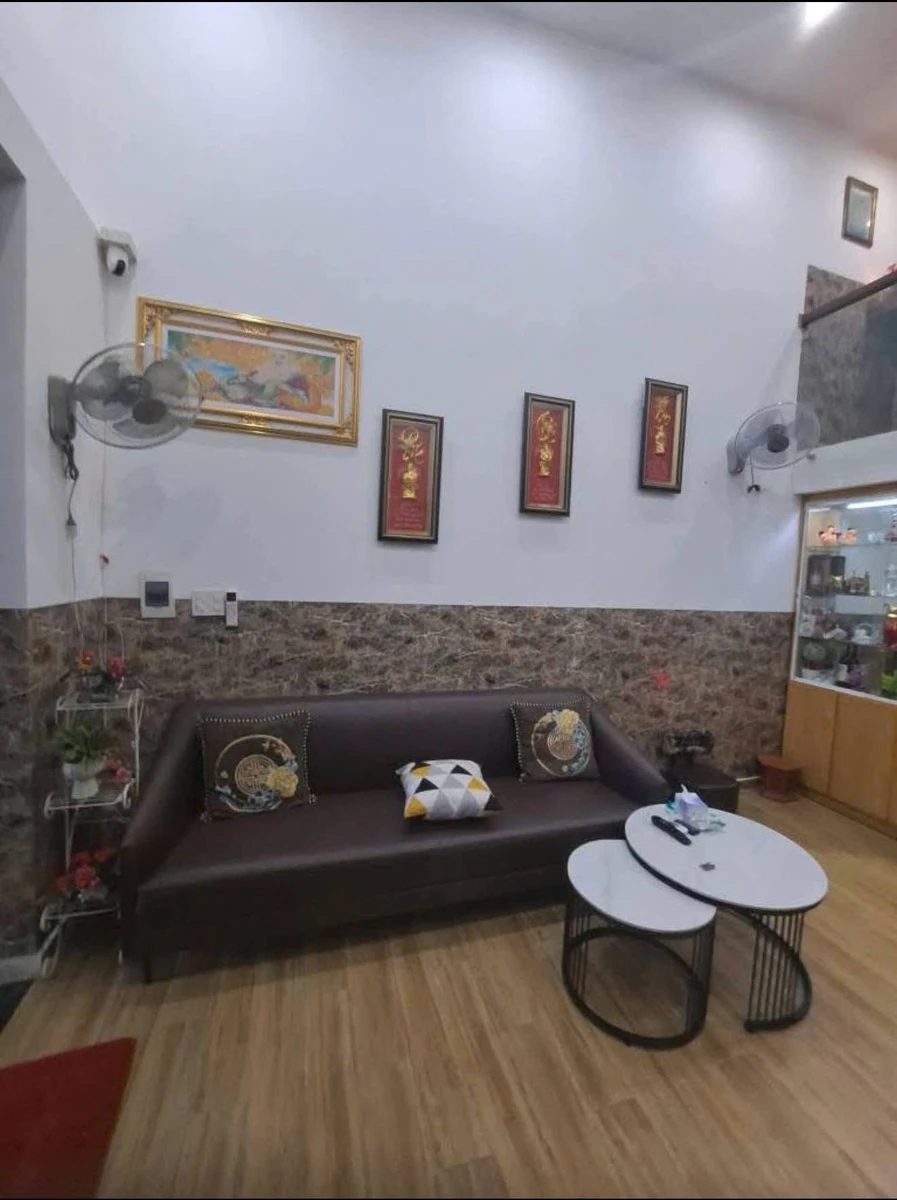 Nhà gác lửng lô góc 2 mặt tiền Hà Huy Tập, 50m², 2 PN, 2.85 tỷ - Ảnh thu nhỏ 3