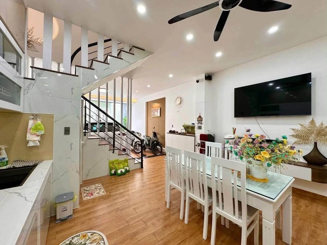 Bán nhà 3PN 60m2 Trương Công Định, P.8 Vũng Tàu 7,999 tỷ - Ảnh thu nhỏ 3
