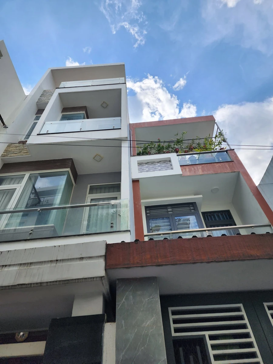 Bán nhà 3 tầng 66m2 đường Võ Văn Dũng Quy Nhơn - Ảnh 1