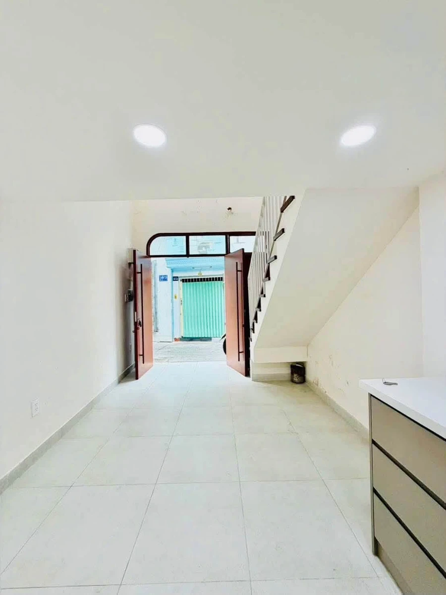 Bán nhà 3 tầng 50.5m² Phường 8, Quận 4 giá 3.199 tỷ - Ảnh thu nhỏ 4
