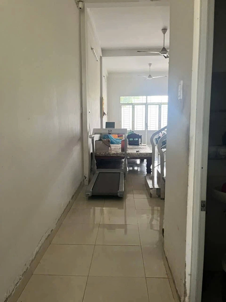 Bán nhà 1 trệt 1 lầu 68,8m² KDC Lợi Bình Nhơn Tân An - Ảnh thu nhỏ 4