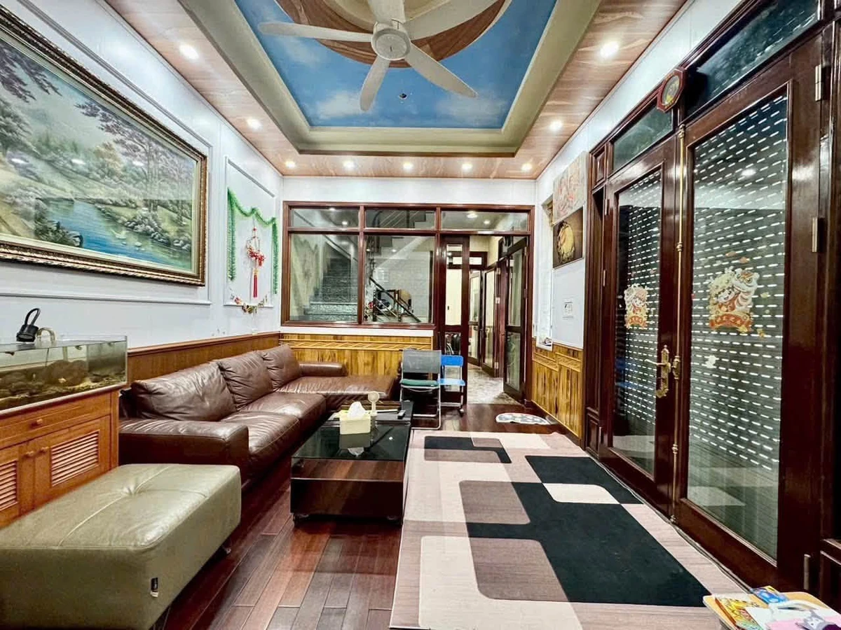 Bán nhà góc 50m² 3 tầng Chùa Hàng 3,8 tỷ - Ảnh thu nhỏ 2