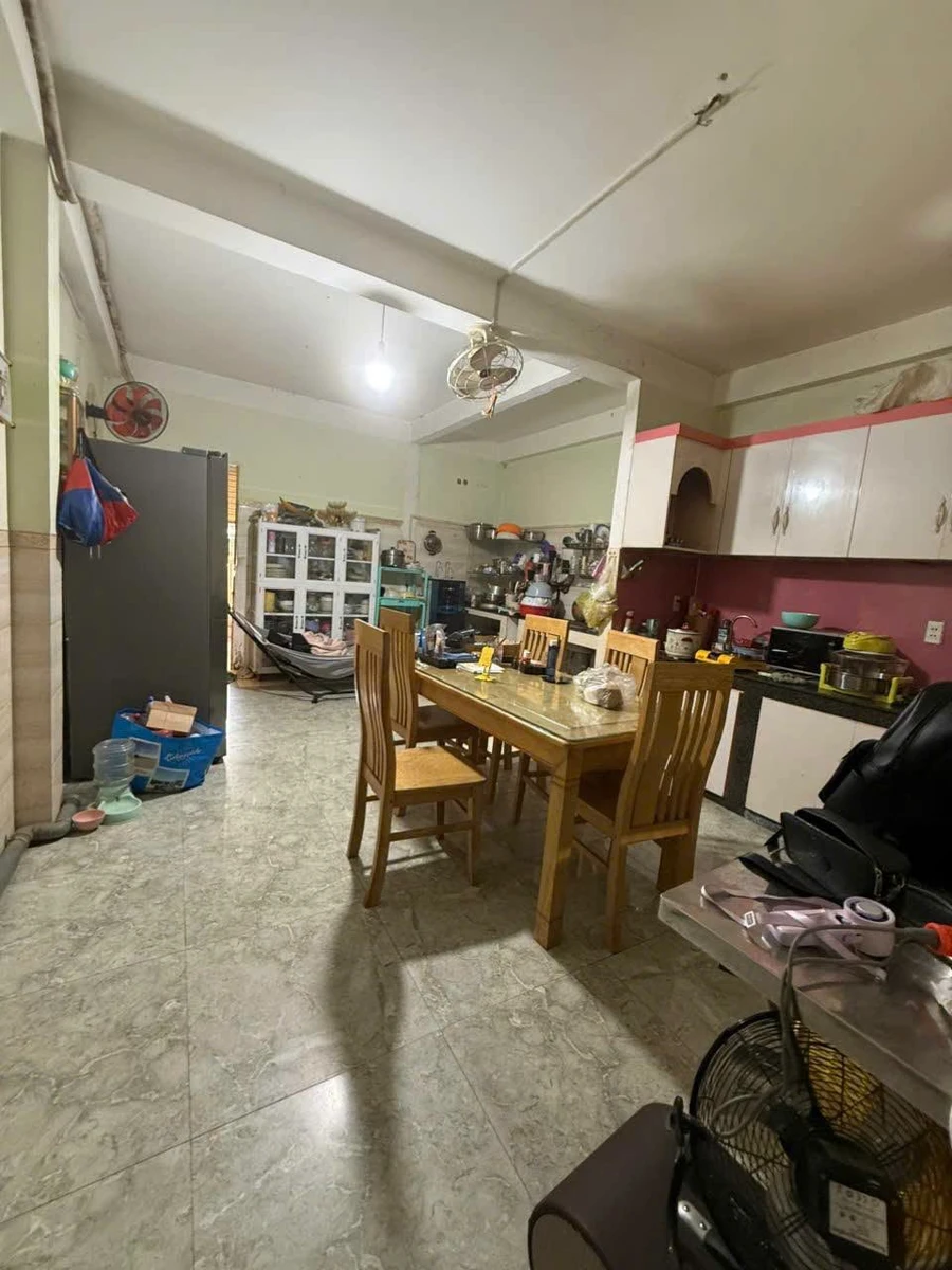 Bán nhà trệt lửng 3PN 100m² Bình Dương - Ảnh thu nhỏ 2