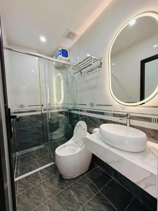 Bán nhà khu Bàu Cát Tân Bình 43m2, 3PN, ô tô đỗ cửa, giá 5 tỷ - Ảnh thu nhỏ 3
