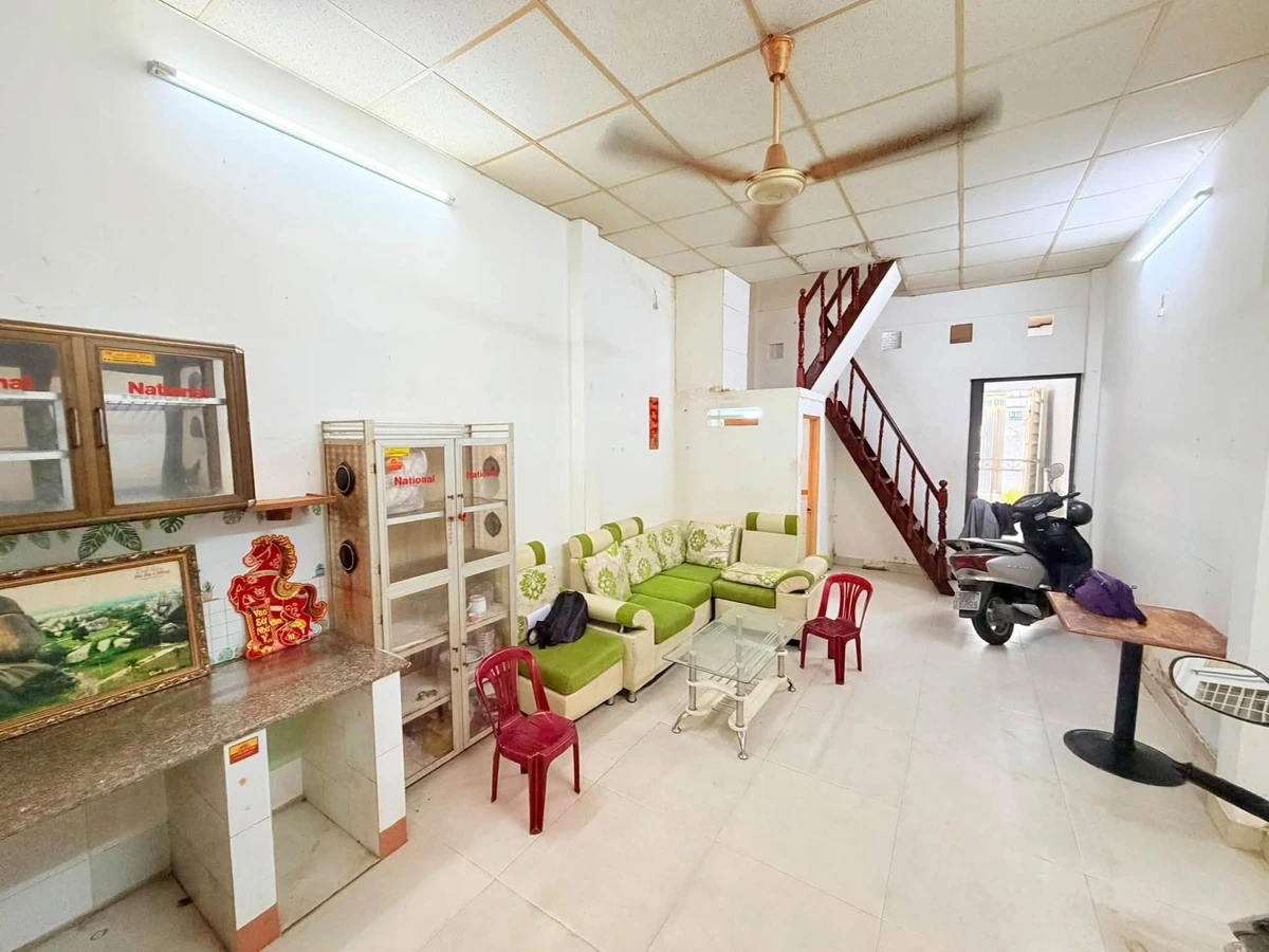 Bán nhà 2 tầng 50m² đường Thành Thái, Quận 10, giá 6,5 tỷ - Ảnh thu nhỏ 4