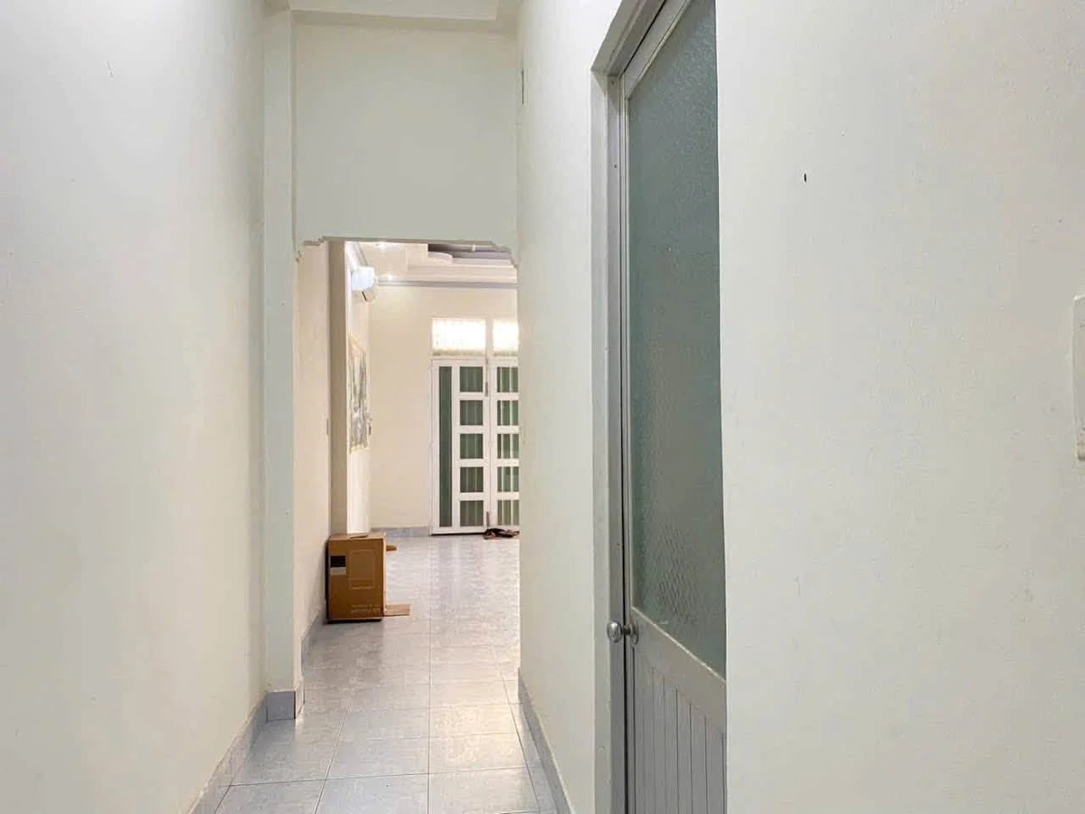 Bán nhà hẻm Võ Ngọc Chấn 123m², 4PN, 3WC, Bà Rịa - Ảnh thu nhỏ 2