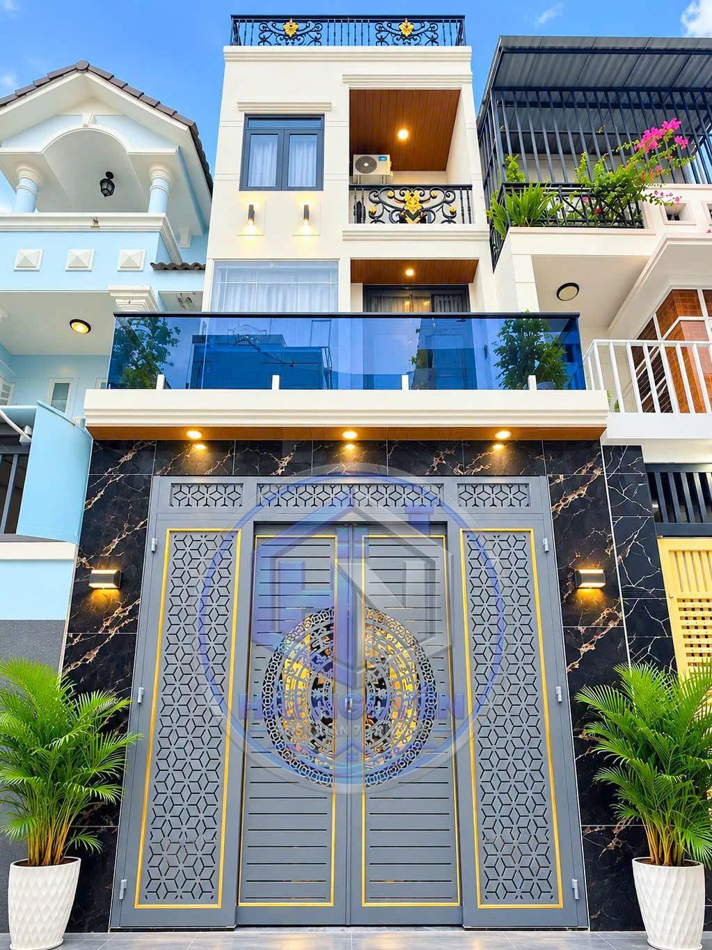 Bán nhà 3 tầng hẻm Huỳnh Tấn Phát Q7, 64m², 4PN, 7.9 tỷ - Ảnh 1