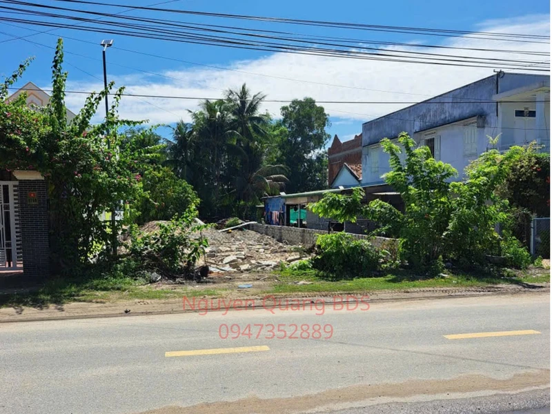 Bán lô đất 330m2 mặt tiền Lê Hồng Phong, Nha Trang
