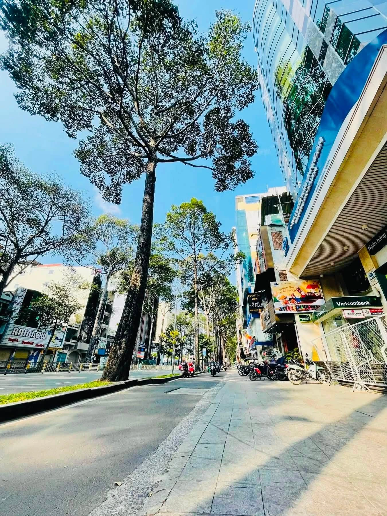 Bán nhà hẻm 2 tầng 35m2 trung tâm Quận 1, giá 5,2 tỷ - Ảnh 1