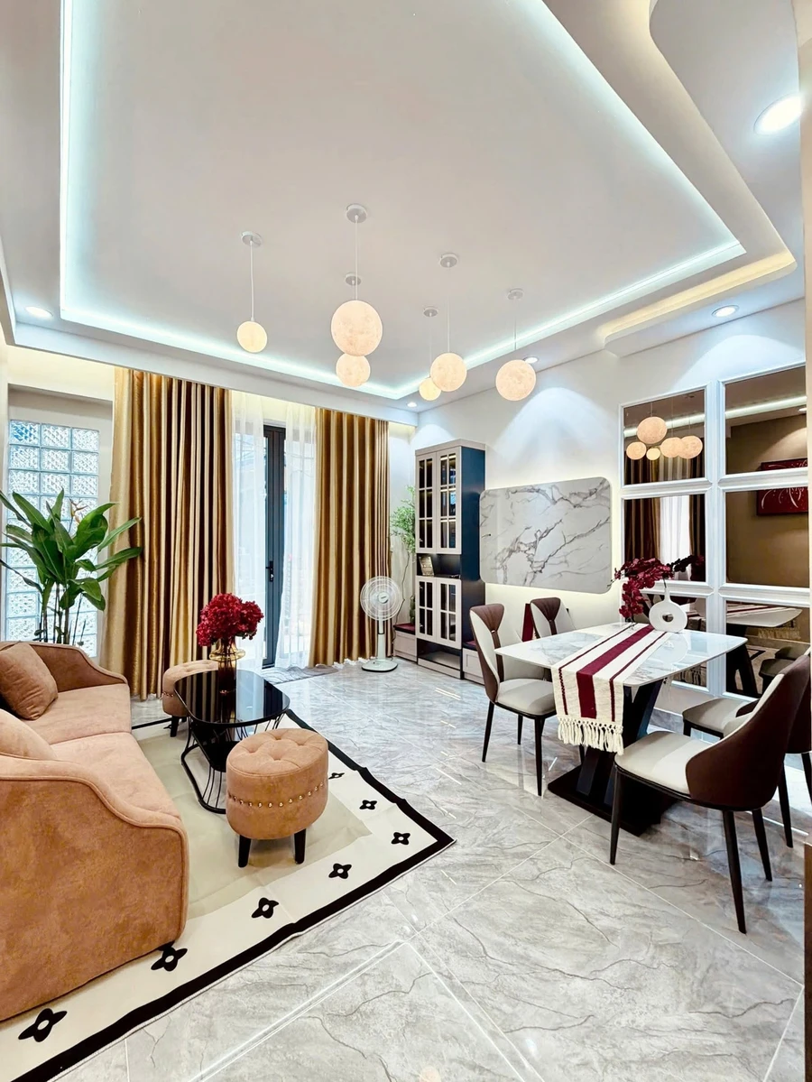 Bán nhà 3 tầng hẻm 489 Huỳnh Văn Bánh, Phú Nhuận, 28m2, 3PN, giá 5,95 tỷ - Ảnh 1