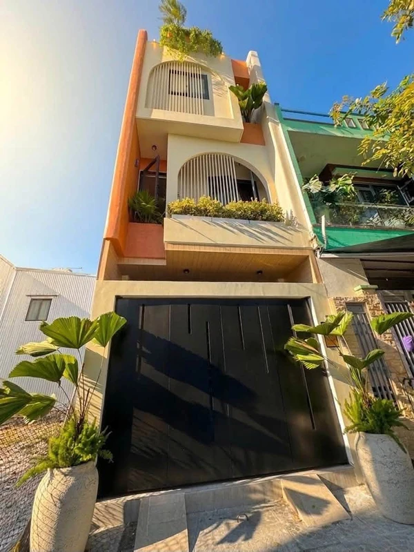 Bán Homestay 4 tầng 61m2 Mỹ Khê Nha Trang thu nhập 45tr/tháng
