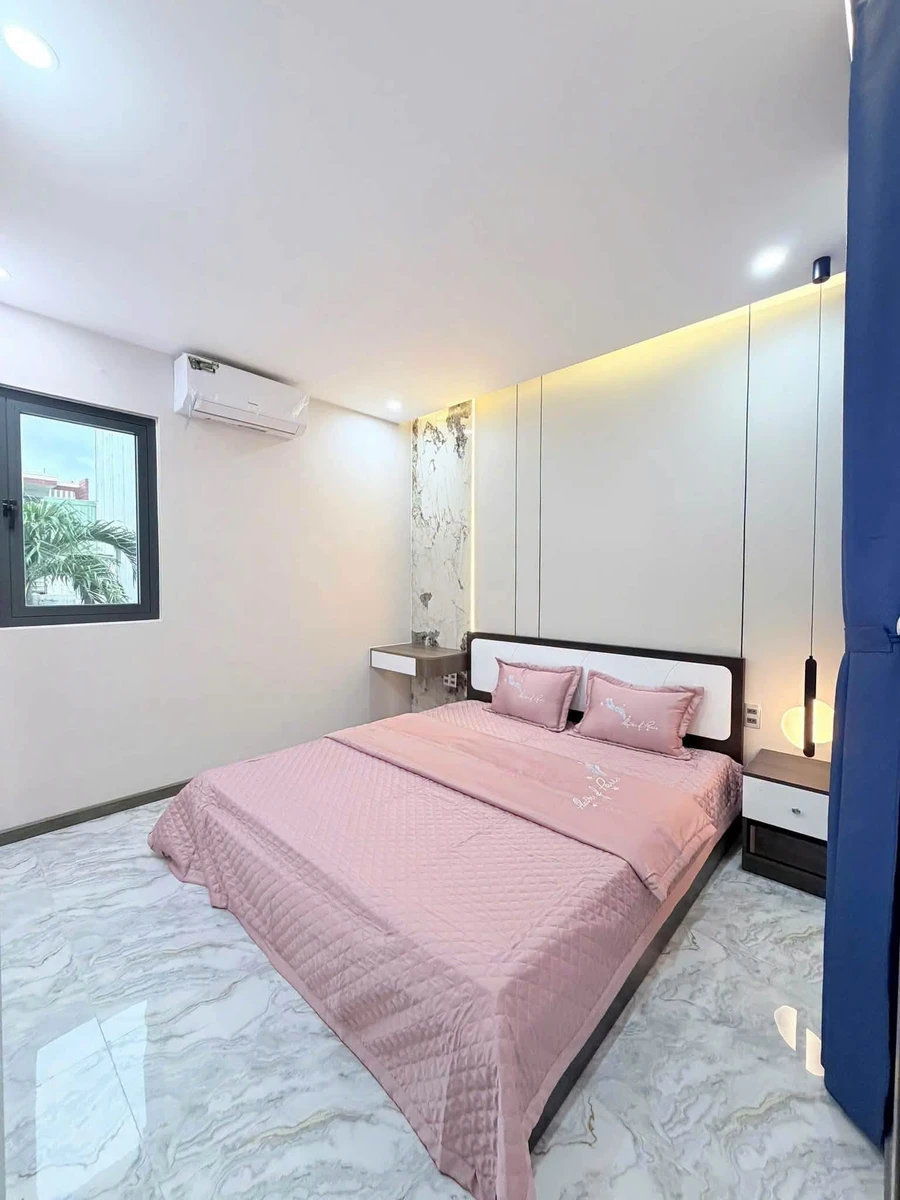 Bán nhà 3 tầng 160m² có 4 phòng ngủ Quận 5 - Ảnh thu nhỏ 4
