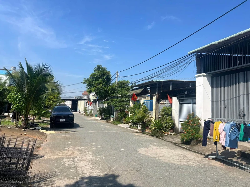 Bán đất Tân Phong 318m2 (200m thổ cư) 4,8 tỷ