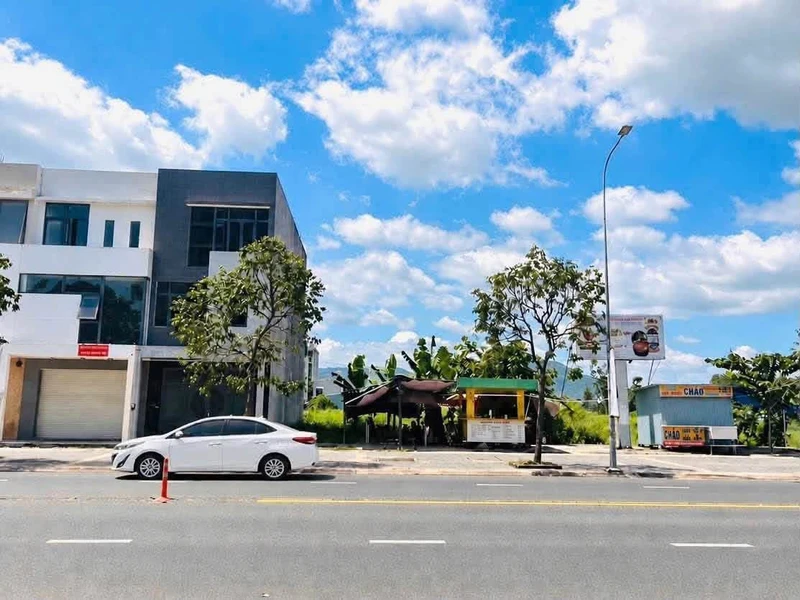 Bán 2 lô đất liền kề góc 210m² Võ Văn Kiệt, Bà Rịa