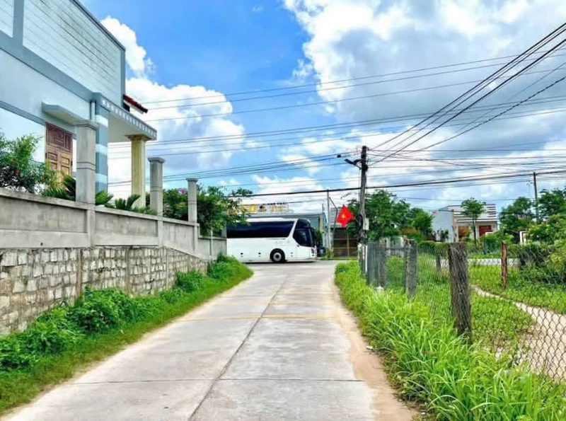 Bán 2 lô đất liền kề mặt tiền Nguyễn Đức Thiệu, Dĩ An, 600m2, 23,8 tỷ 4m20