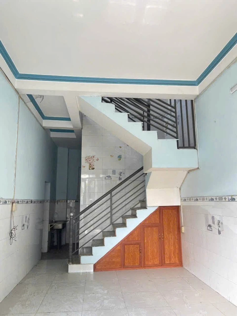 Bán nhà 1 trệt 1 lầu 90m² Phường Bửu Hoà 1 tỷ 680 triệu - Ảnh thu nhỏ 2