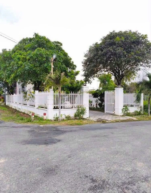 Nhà cấp 4 mái Thái sân vườn 285m² Tây Ninh 2,75 tỷ