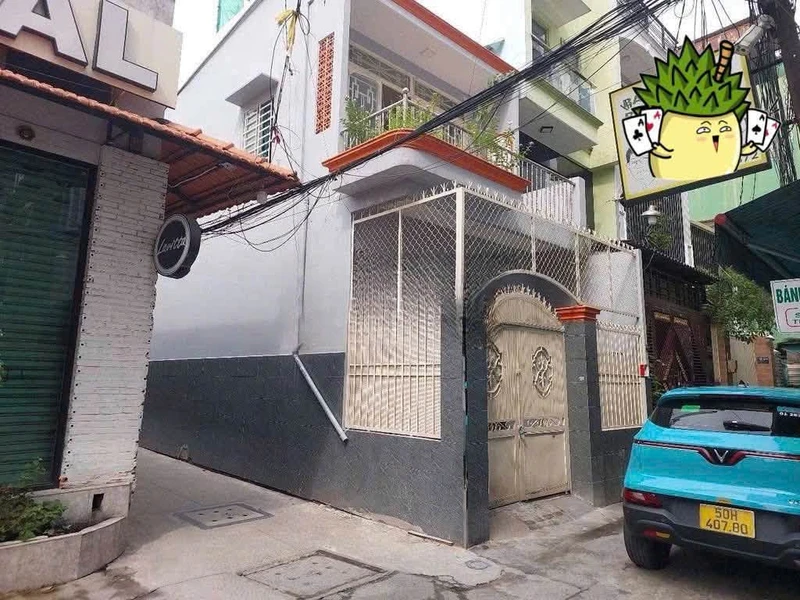 Cho thuê nhà 4.2x12m 3PN đường Lạc Long Quân, Tân Bình, giá 10 triệu/tháng