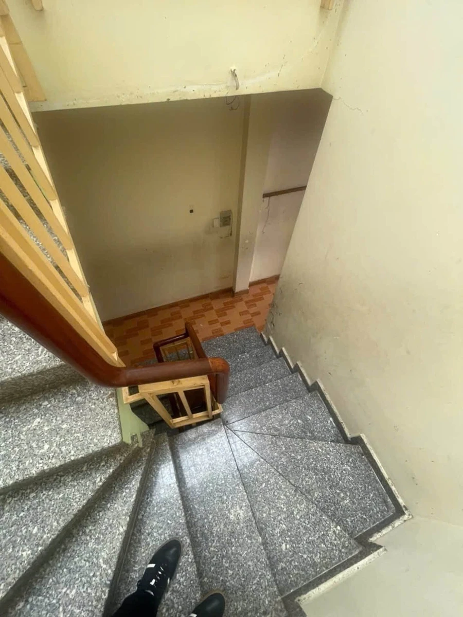 Bán nhà hẻm 4m Nguyễn Đình Chiểu Quận 3, 4 tầng 6PN, 34m2, giá 7,8 tỷ - Ảnh thu nhỏ 4