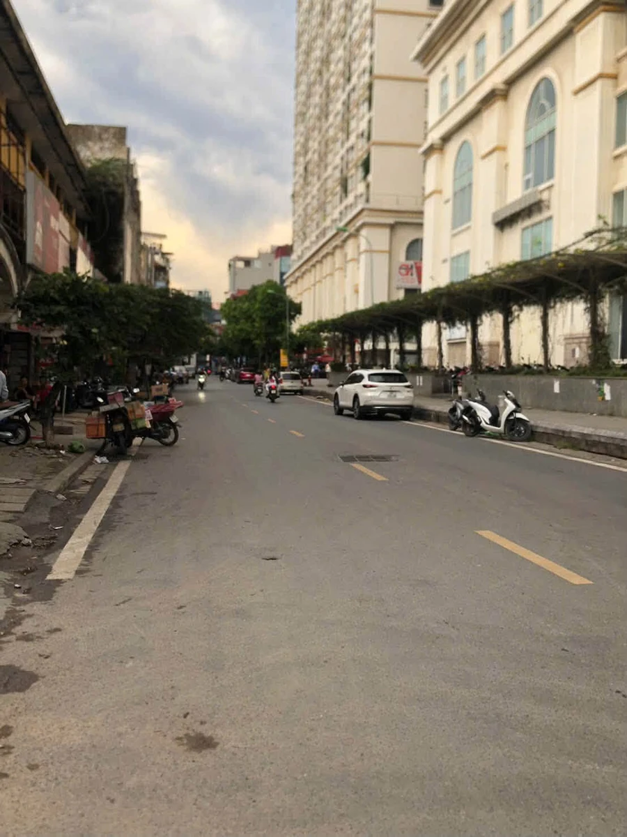 Bán nhà 4 tầng góc 2 mặt ngõ 32m² Mạc Thị Bưởi 8 tỷ - Ảnh 1