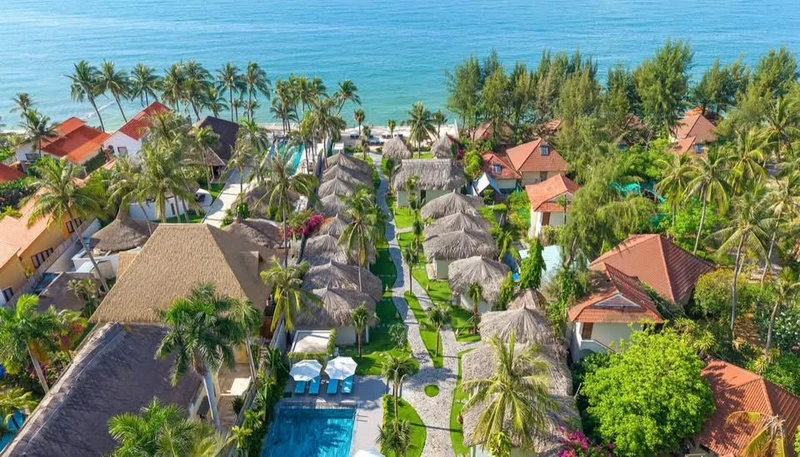 Bán resort 4000m2 mặt biển Mũi Né 3 triệu/m2