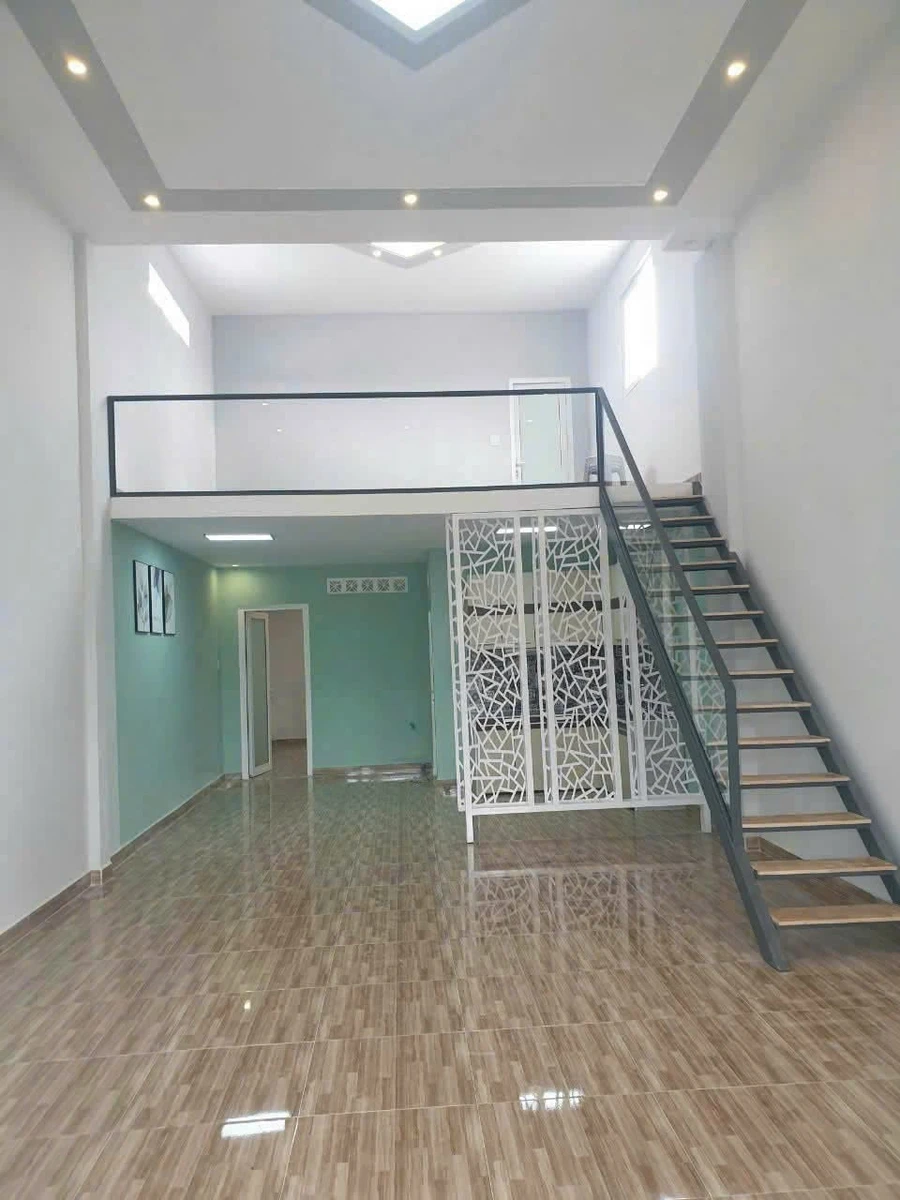 Bán nhà hẻm 93.9m2, 2 phòng ngủ, Rạch Giá, An Giang, 1 tỷ 400 triệu - Ảnh thu nhỏ 3
