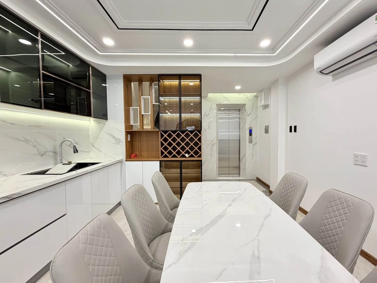 Bán nhà 6 tầng có thang máy 50m² full nội thất đường Bạch Đằng, Bình Thạnh giá 12,8 tỷ - Ảnh thu nhỏ 4