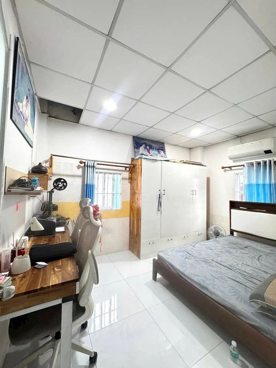 Bán nhà hẻm xe máy đường Trần Thị Hè, Hiệp Thành, Quận 12, 34m2, 2.68 tỷ - Ảnh thu nhỏ 2