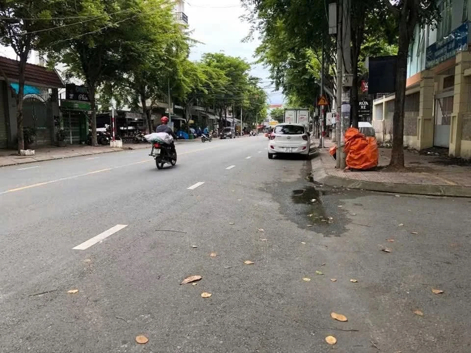Nhà lầu 55m2 bán 2 tỷ Quang Vinh, Biên Hoà - Ảnh 1
